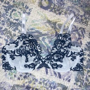 Light & Dark Blue Wacoal Lace Unlined Bra - Size 34DDD - BNWOT